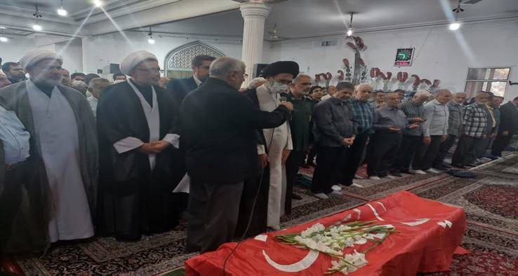 تصاویر اقامه نماز بر پیگر ابوالشهدین حاج محمود صانعی و شرکت در تشییع جنازه آن مرحوم ره 