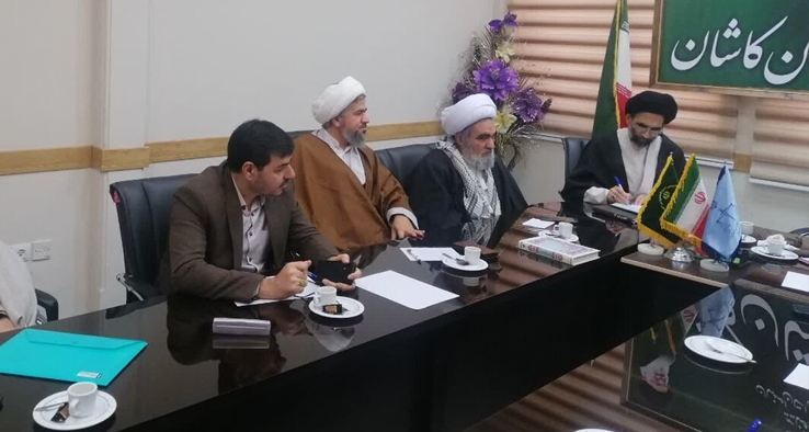 ائمه جمعه برای مقابله با بحران جمعیت و سالمندی ازدواج‌های آسان را ترویج کنند