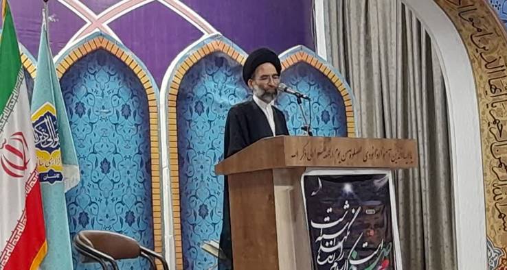مردم در جنگ تحمیلی ۱۲ روزه پای انقلاب و رهبری ایستادند