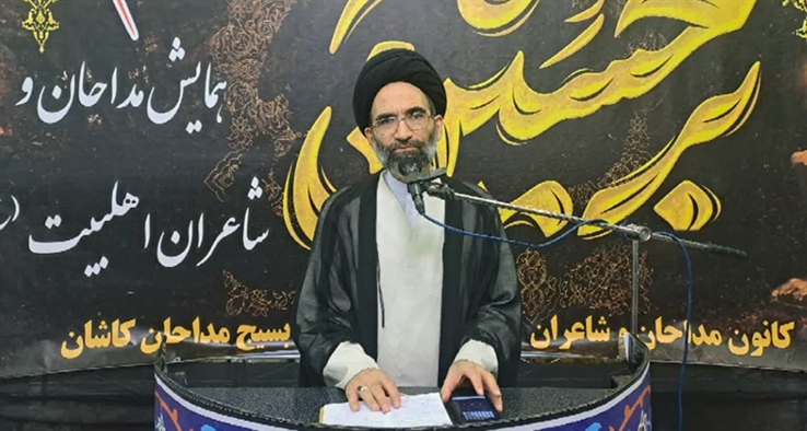 لزوم پیوند جنایات یزید زمان با حوادث عاشورا/ مداحان در قبال انقلاب و جبهه حق بی‌تفاوت نباشند
