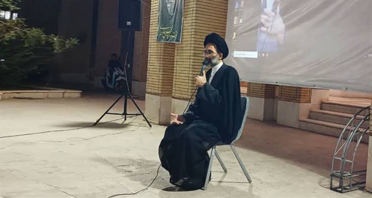 تسخیر سنگر خیابان توسط مردم در ۲۴۰ شب گذشته / نقش ممتاز بانوان در خنثی‌سازی توطئه تجزیه ایران