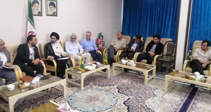 دیدار با رئیس اداره میراث فرهنگی،صنایع دستی و گردشگری کاشان و جمعی از هنرمندان صنایع دستی