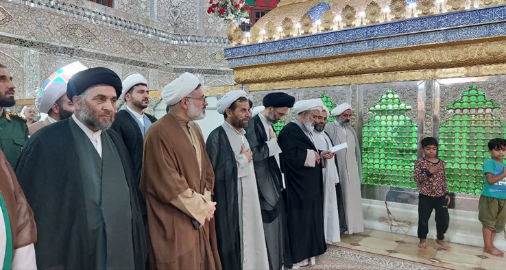 حضور نماینده مقام معظم رهبری در منطقه و امام جمعه کاشان در آستان مقدس آقا علی‌عباس (ع) بادرود