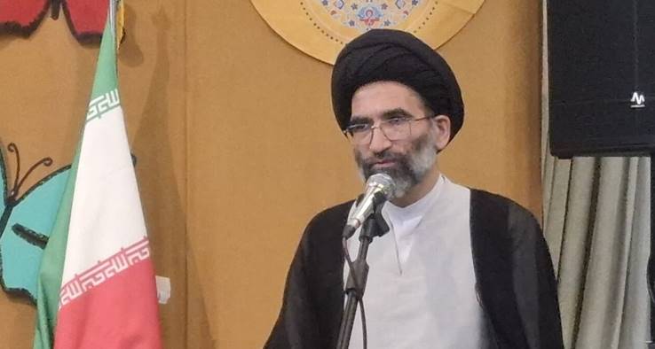 انتظار از مبلغان دینی بیش از ترجمه قرآن است