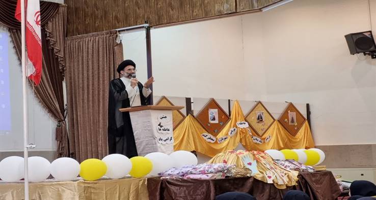 امام جمعه کاشان: علم، تقوا و جهاد ملاک ارزش گذاری انسان ها می باشد