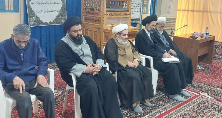 بیانیه گام دوم و منشور حوزه پیشرو سرآمد طلاب باشد