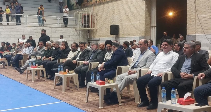 حضور نماینده ولی‌فقیه در منطقه و امام جمعه کاشان در اجتماع بزرگ ورزشی یاران ظهور _ سالن شهدای بسیج